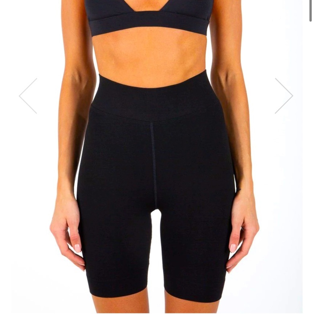 Eterne Long Biker Short